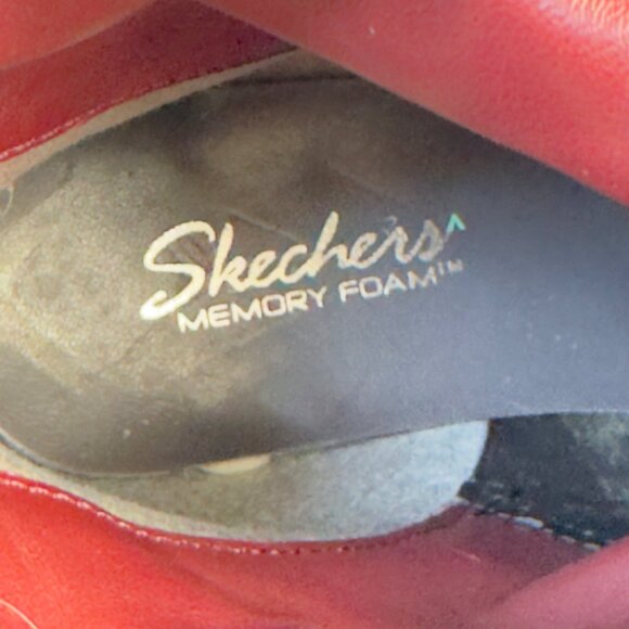 SKECHERS Women’s Boots Burgundy Leather Slouchy Ankle Cuffed Rear Zip Size 7.5M - Picture 11 of 13